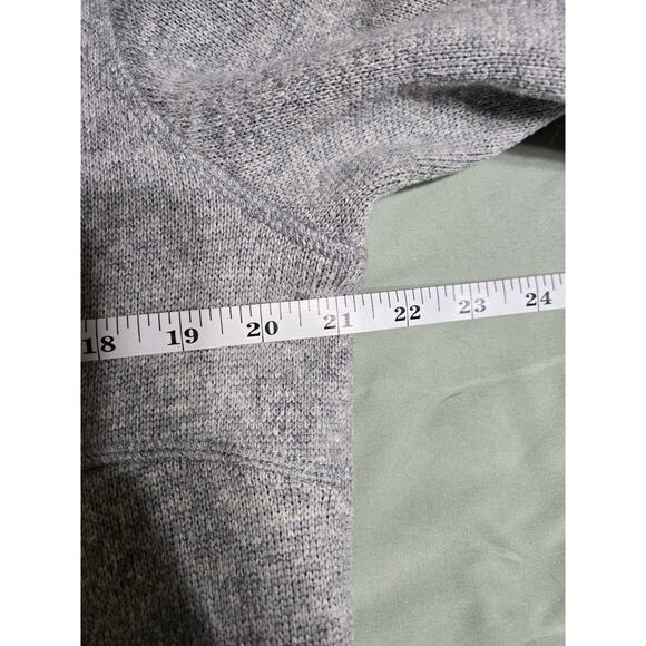 Magellan outdoors large classic fit women's gray partial button up sweater - Picture 8 of 9